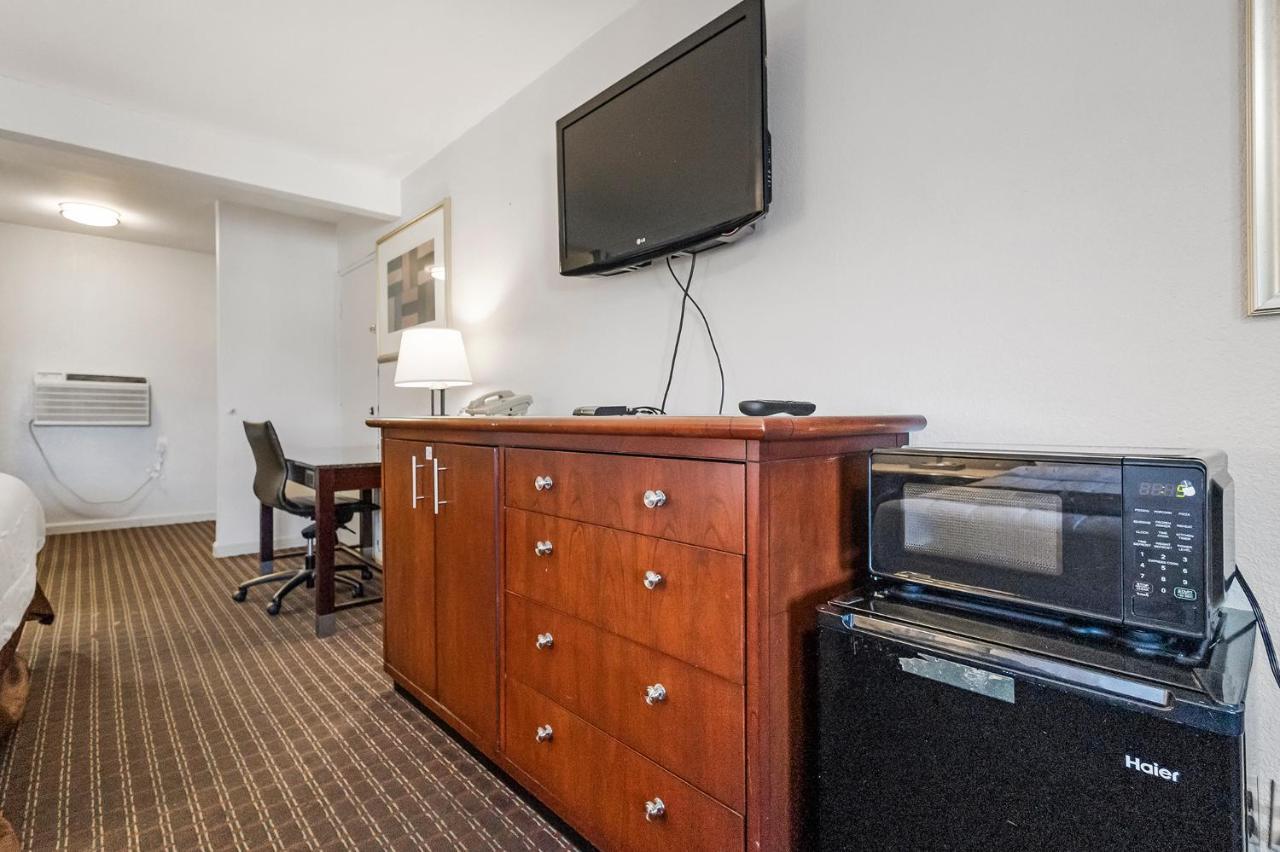 Heritage Inn Express Hayward Exteriör bild